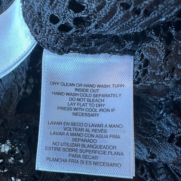 Anne Klein Women’s Black Corded Lace Button Up Blouse Size 8 perfect condition - Picture 6 of 7